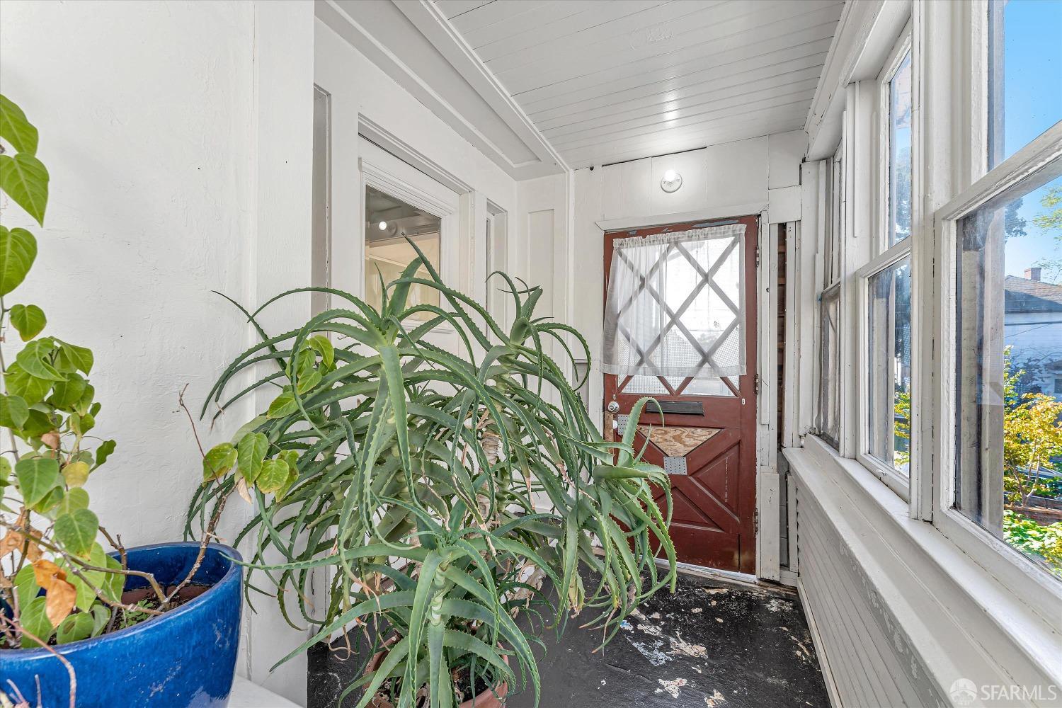 1917 Oregon Street Berkeley, CA 94703 - Photo 6 of 43