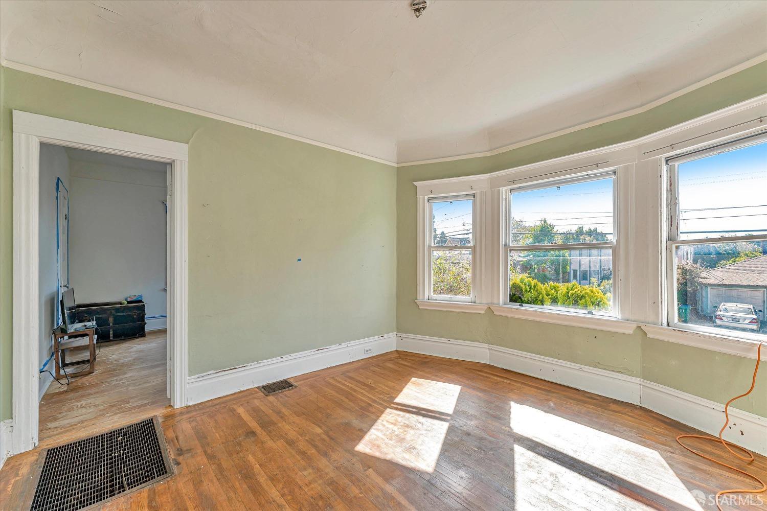 1917 Oregon Street Berkeley, CA 94703 - Photo 8 of 43