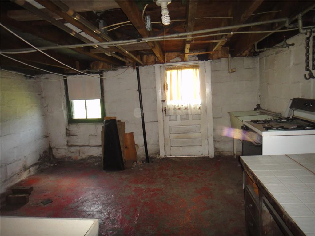 145 Main Street New Eagle, PA 15067 - Photo 16 of 24