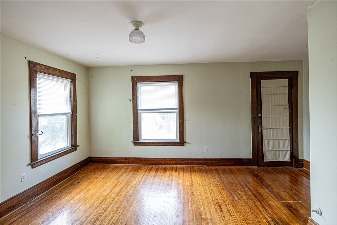 54-56 Fort Hill Terrace Rochester, NY 14620 - Photo 14 of 46