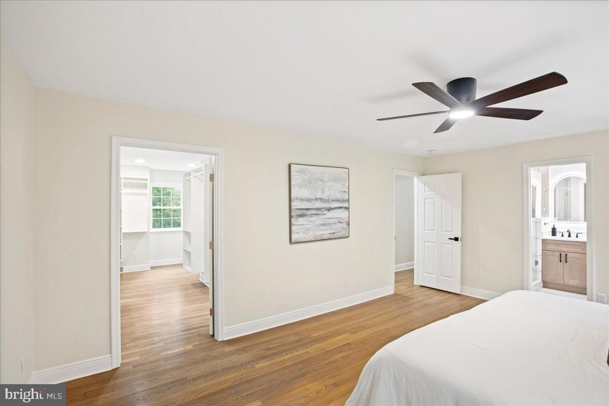 11603 Virgate Lane Reston, VA 20191 - Photo 24 of 59 Primary bedroom