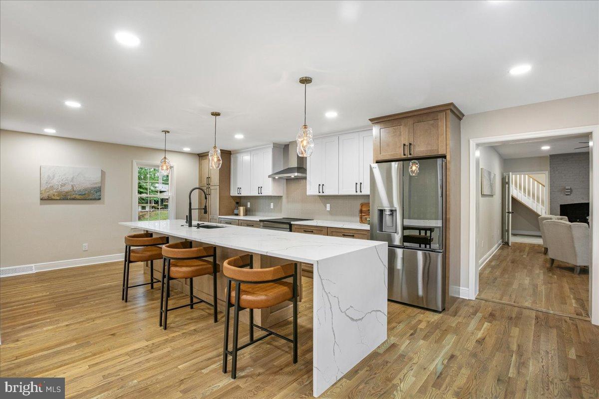 11603 Virgate Lane Reston, VA 20191 - Photo 3 of 59 Modern kitchen with elegant finishes.