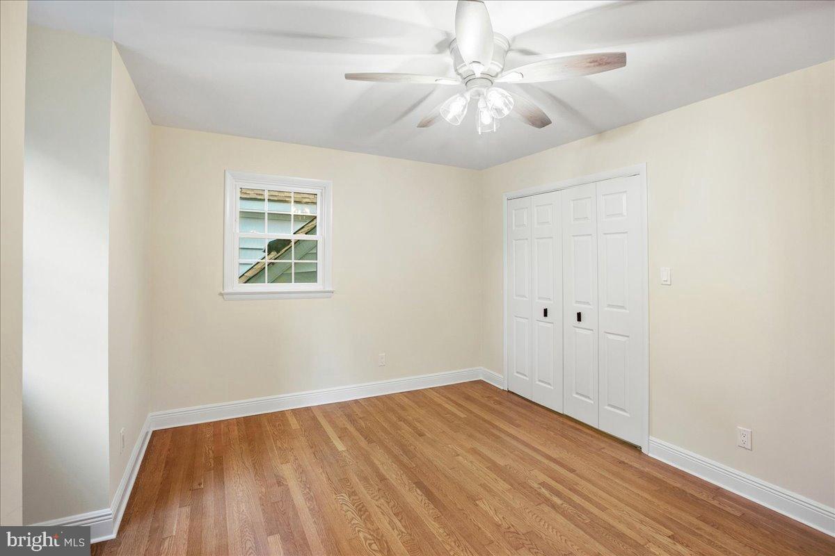 11603 Virgate Lane Reston, VA 20191 - Photo 34 of 59 Bedroom 2