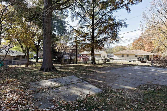 $281,000 | 6927 Northwest 76th Terrace, Kansas City, MO 64152