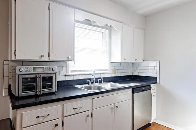 $281,000 | 6927 Northwest 76th Terrace, Kansas City, MO 64152