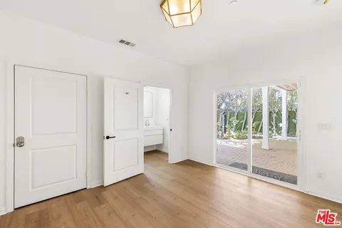 $1,399,000 | 7676 Coldwater Canyon Court, North Hollywood, CA 91605