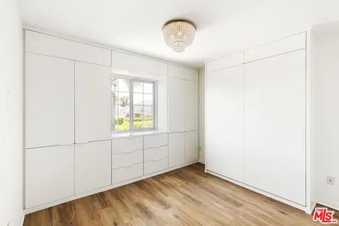 $1,399,000 | 7676 Coldwater Canyon Court, North Hollywood, CA 91605