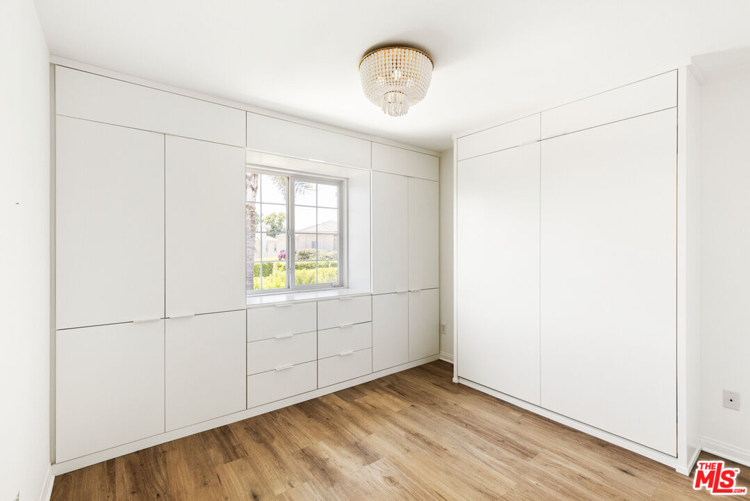 7676 Coldwater Canyon Court North Hollywood, CA 91605 - Photo 22 of 32