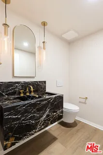 $1,399,000 | 7676 Coldwater Canyon Court, North Hollywood, CA 91605