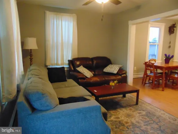 $220,000 | 21 West Smith Street, Topton, PA 19562