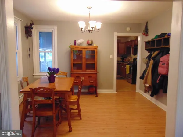 $220,000 | 21 West Smith Street, Topton, PA 19562