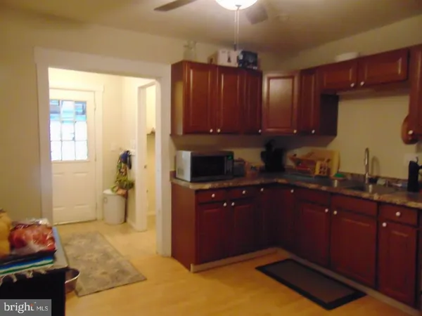 $220,000 | 21 West Smith Street, Topton, PA 19562