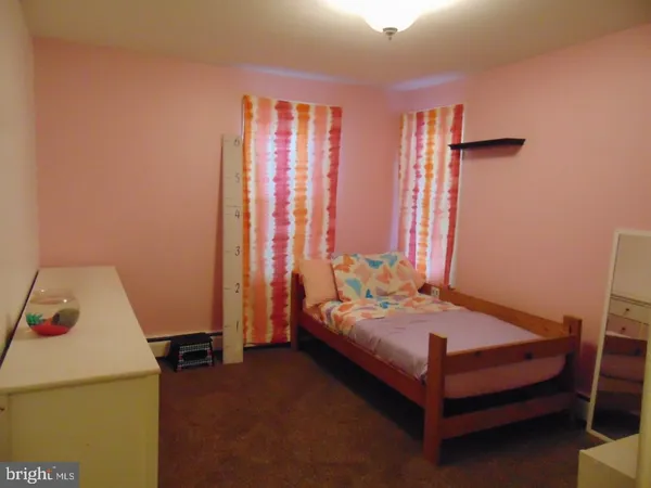$220,000 | 21 West Smith Street, Topton, PA 19562