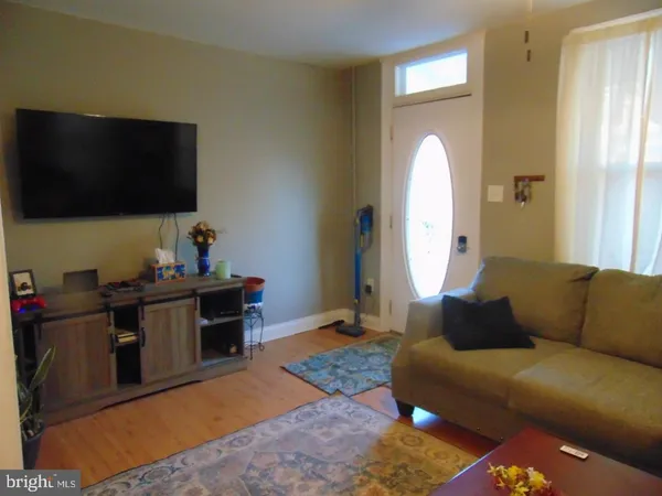 $220,000 | 21 West Smith Street, Topton, PA 19562