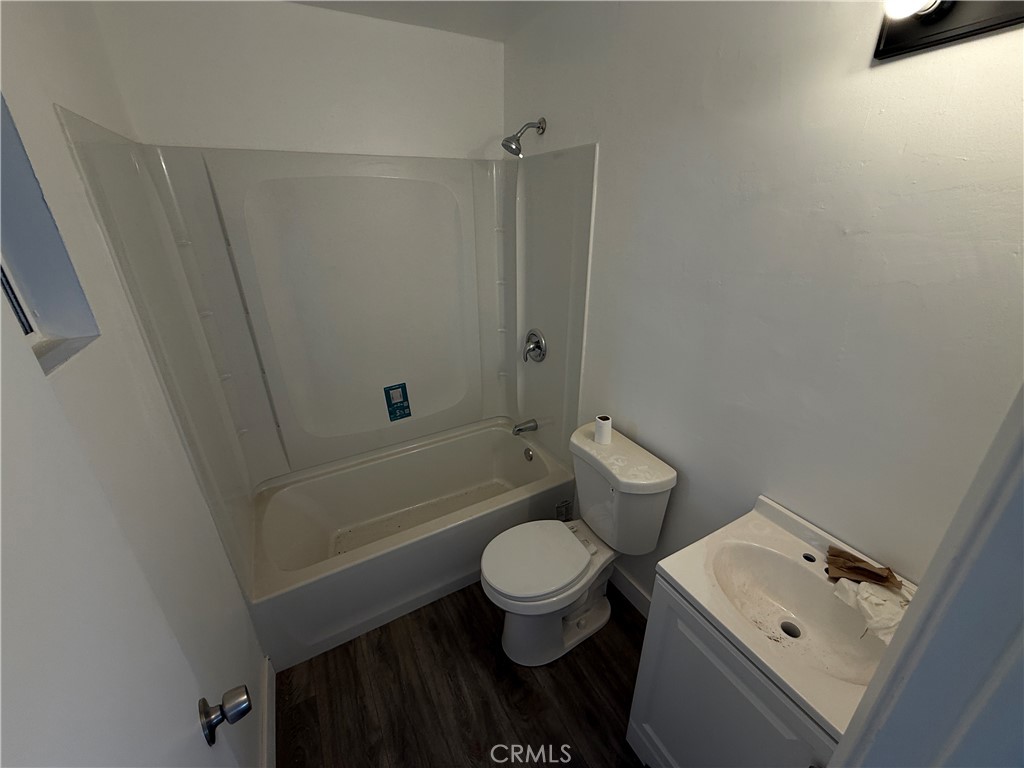 11744 Wagon Wheel Road Phelan, CA 92371 - Photo 8 of 26