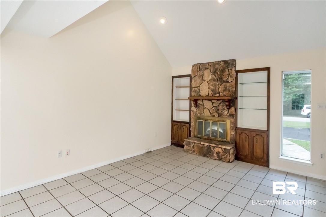 861 Wildwood Avenue Mobile, AL 36609 - Photo 10 of 36