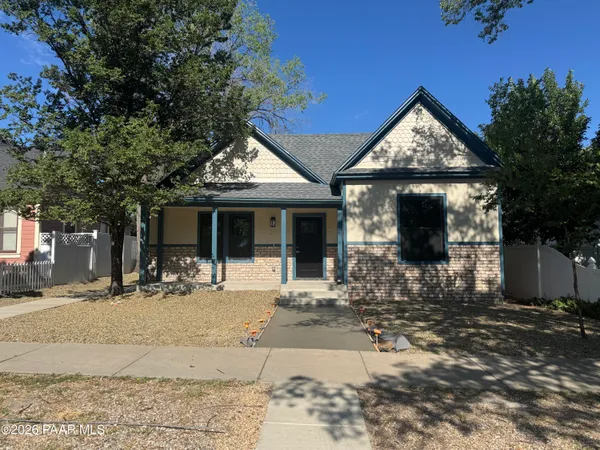 $999,900 | 324 North Mt Vernon Avenue, Prescott, AZ 86301
