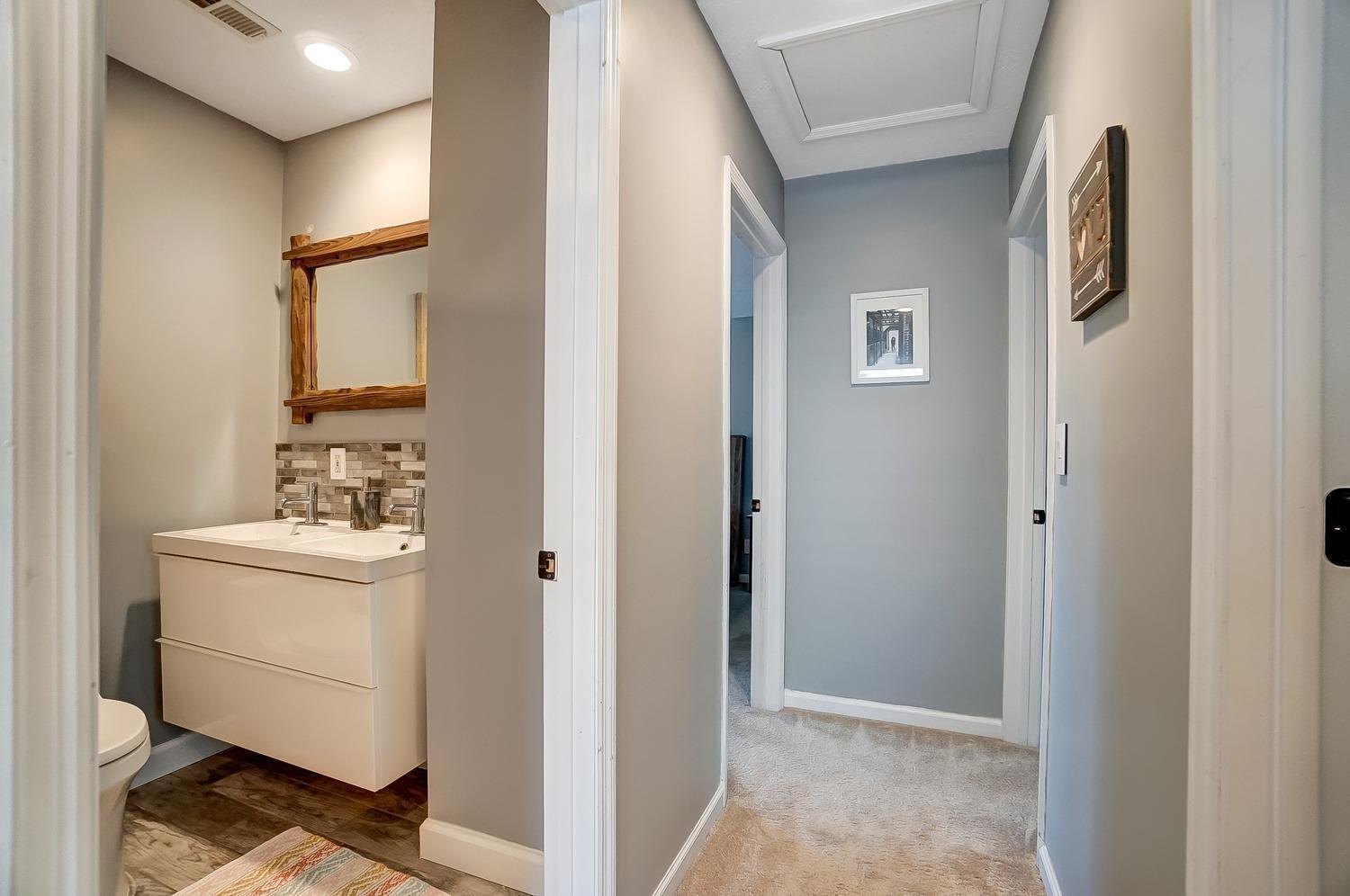 6640 Murray Road Cincinnati, OH 45227 - Photo 21 of 46 Gallery Image 21