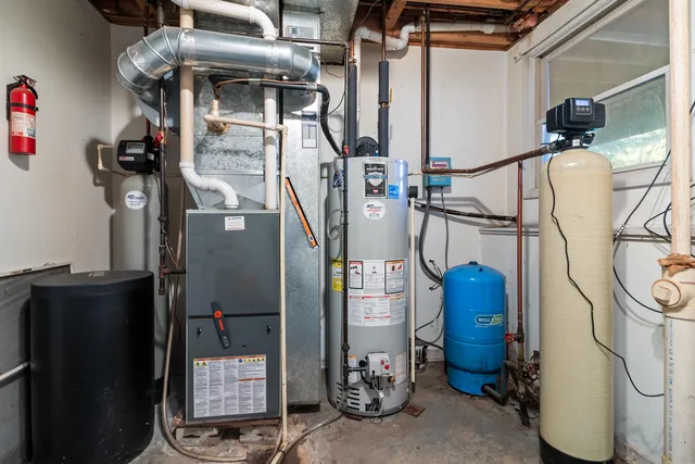 $499,000 | W3523 Oakwood Drive, Geneva, WI 53147