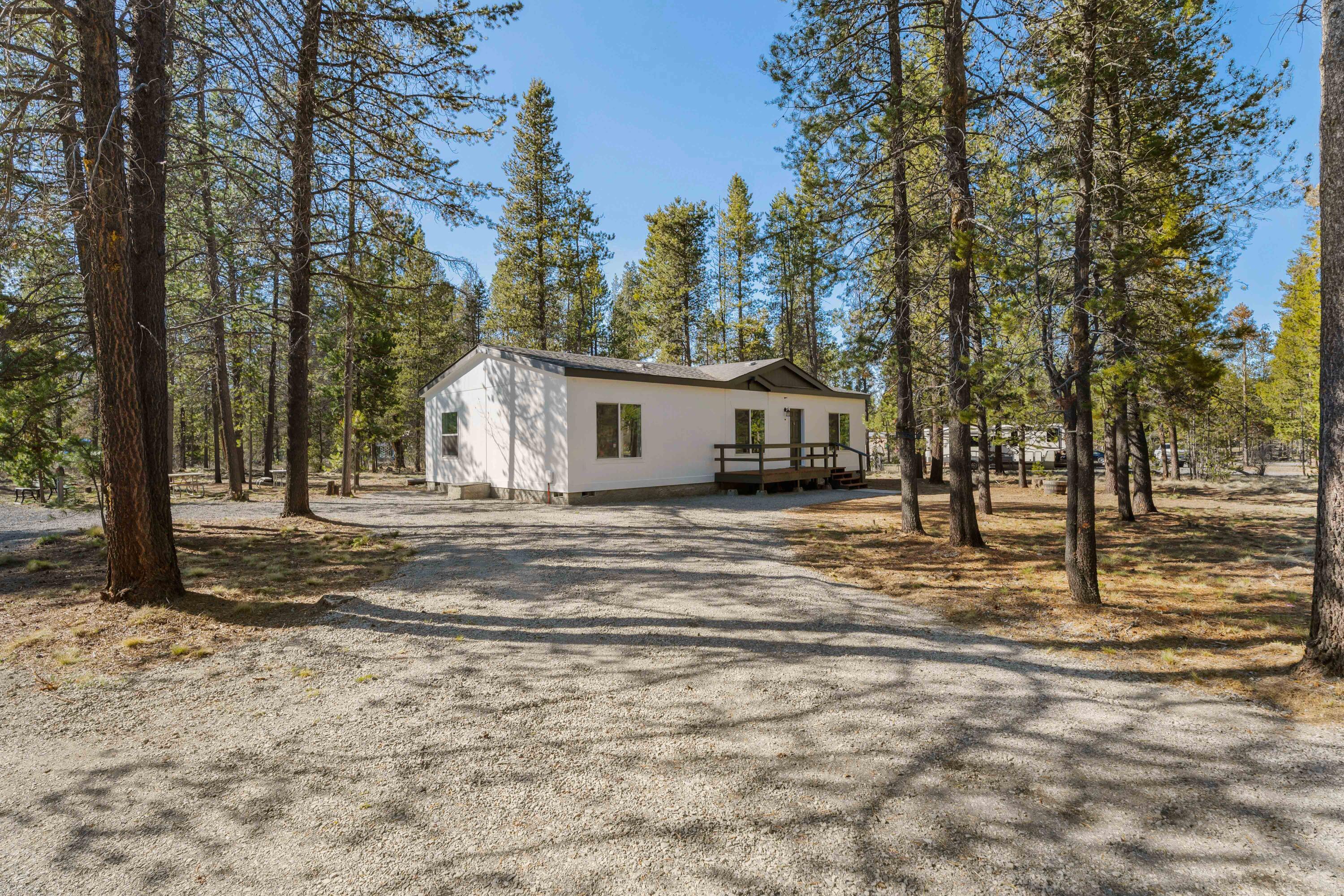 52657 Skidgel Road La Pine, OR 97739 - Photo 32 of 36 01-New