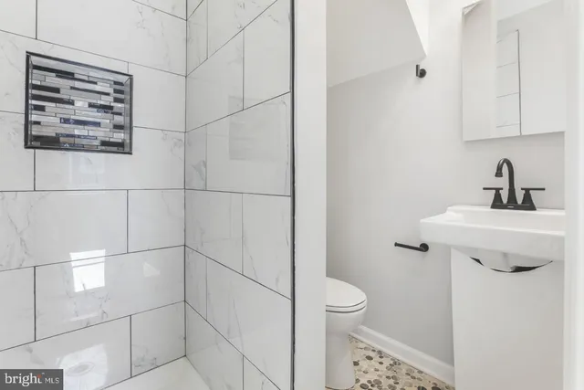 $2,950 | 6613 Fairmount Avenue, Baltimore, MD 21215