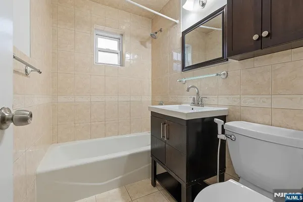 $4,700 | 515 North Street, Teaneck, NJ 07666