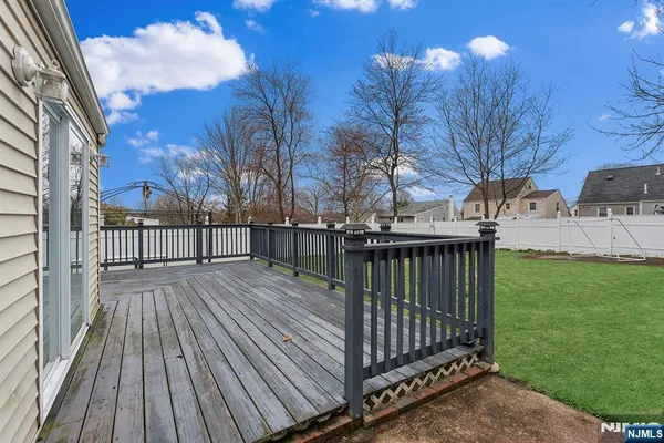 $4,700 | 515 North Street, Teaneck, NJ 07666