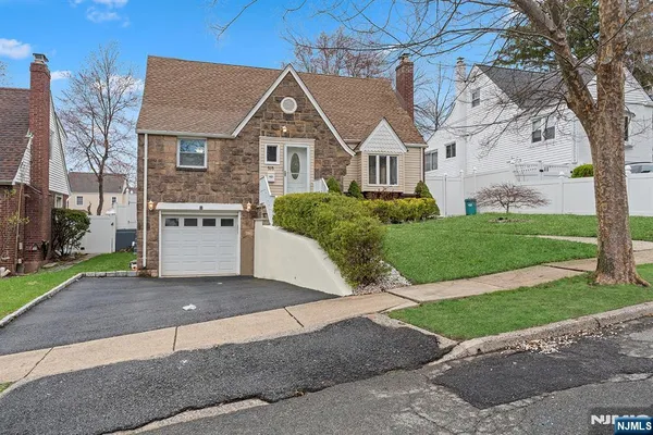 $4,700 | 515 North Street, Teaneck, NJ 07666
