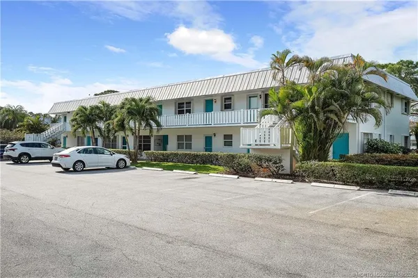 $155,000 | 2929 Southeast Ocean Boulevard, Unit 1087, Stuart, FL 34996