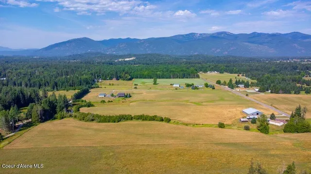 $1,250,000 | 1140 Jacobson Road, Sandpoint, ID 83864