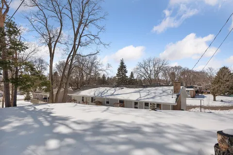 $480,000 | 2320 Valders Avenue North, Golden Valley, MN 55427