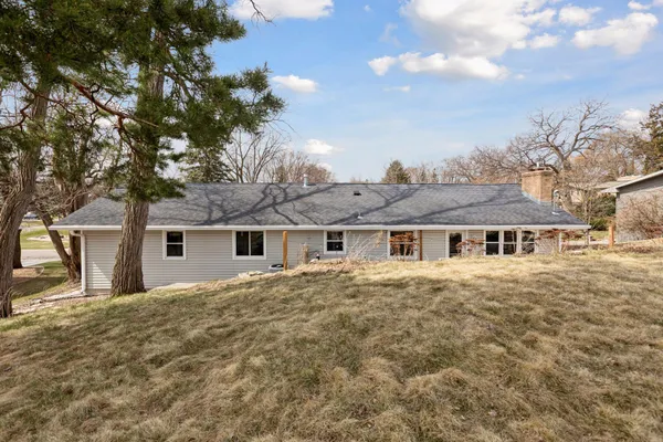 $480,000 | 2320 Valders Avenue North, Golden Valley, MN 55427