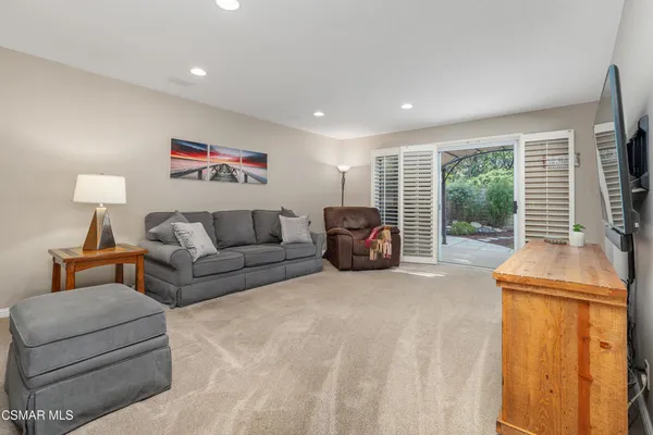 $945,000 | 30130 Leticia Court, Agoura Hills, CA 91301