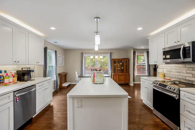 $399,000 | 12225 West 64th Terrace, Shawnee, KS 66216