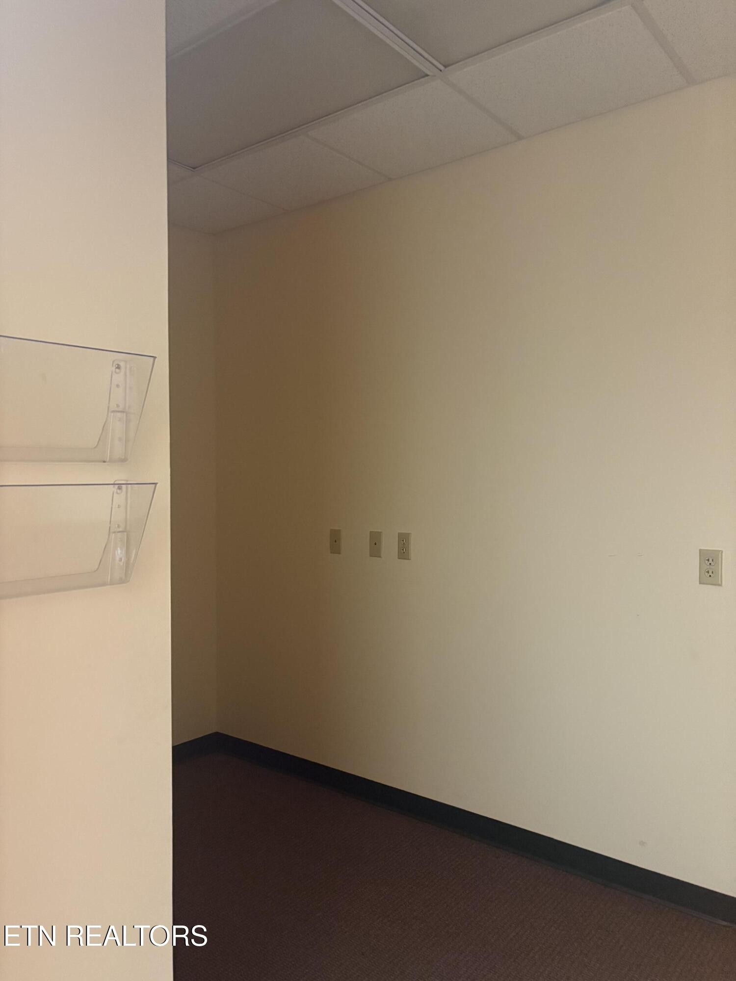 2909 Decatur Highway Kingston, TN 37763 - Photo 11 of 16 a view of small space