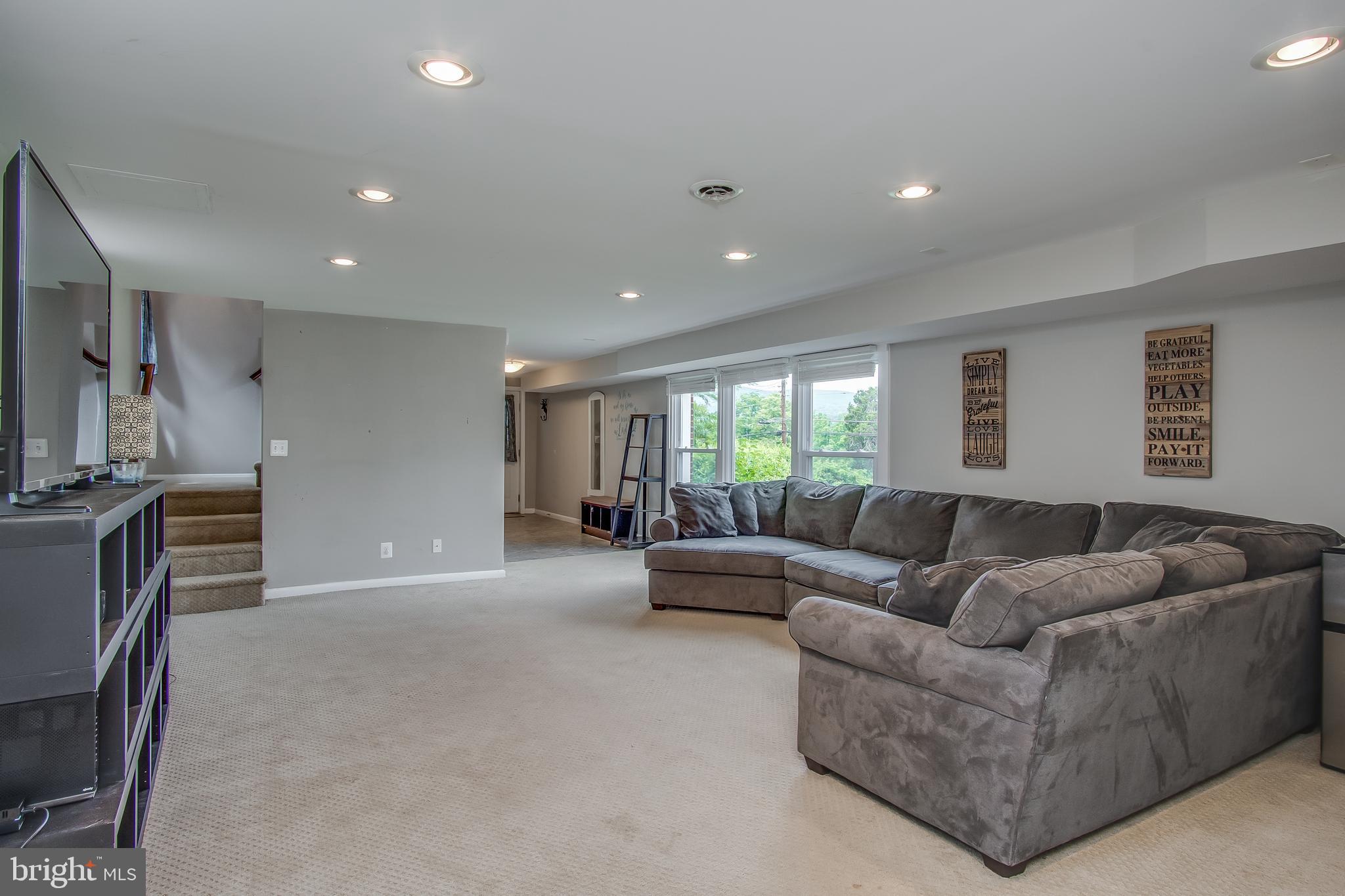 8401 Walter Martz Road Frederick, MD 21702 - Photo 31 of 48 Gallery Image 31