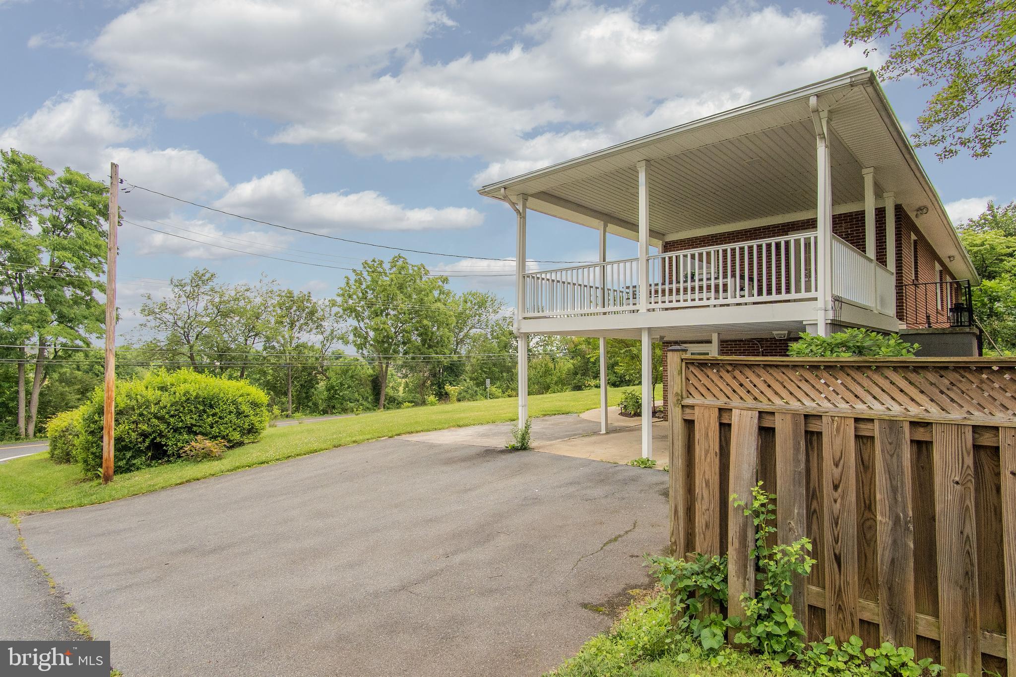 8401 Walter Martz Road Frederick, MD 21702 - Photo 9 of 48 Gallery Image 9