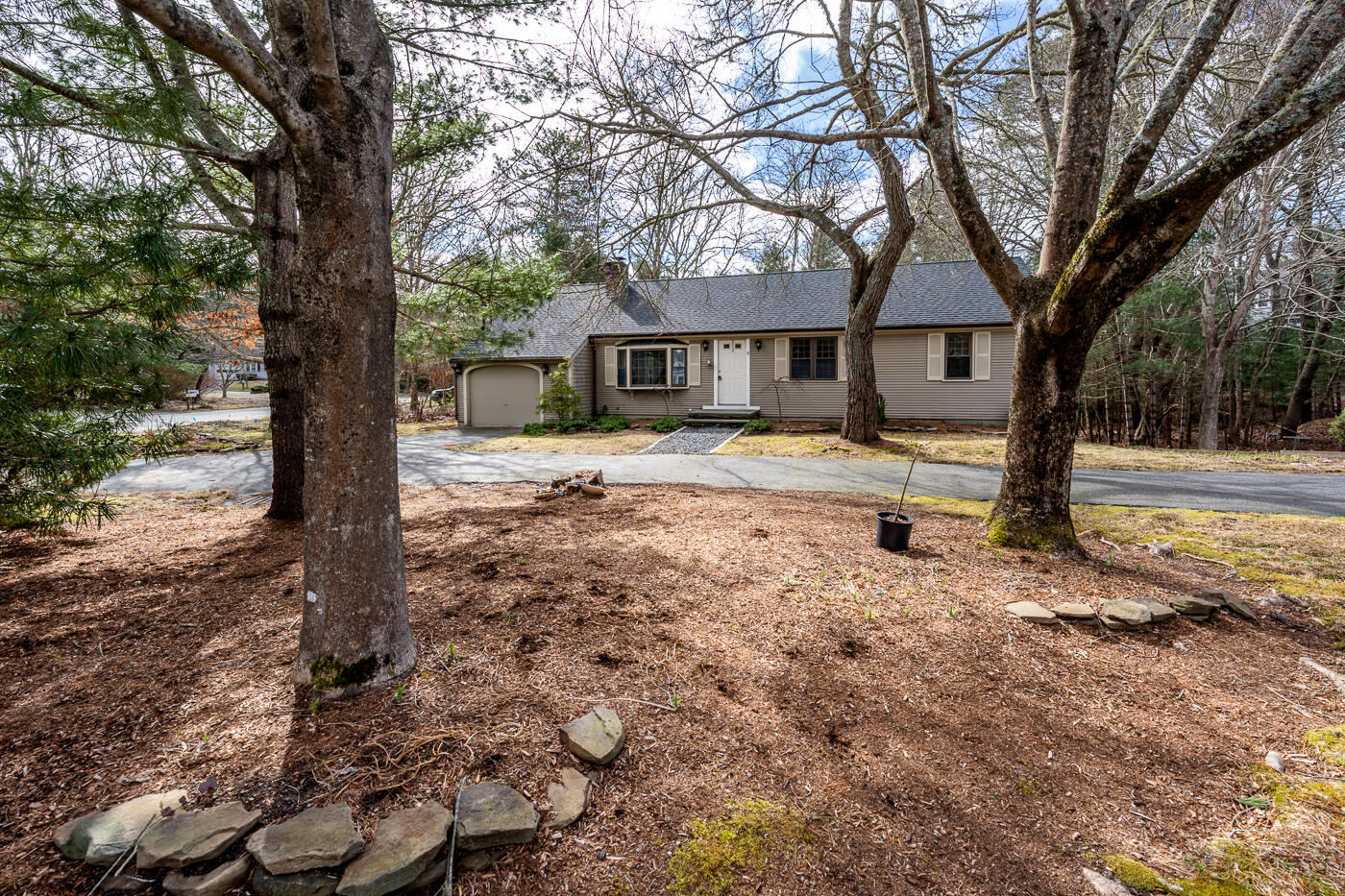 9 Gunstock Road Osterville, MA 02655 - Photo 1 of 22 front5