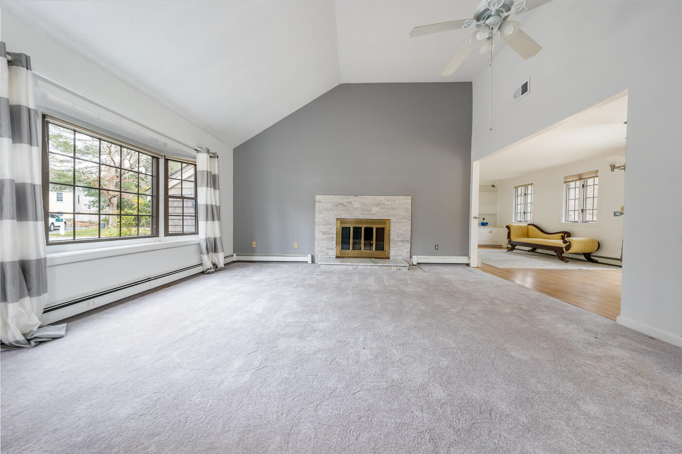 9 Gunstock Road Osterville, MA 02655 - Photo 4 of 22 livroom1