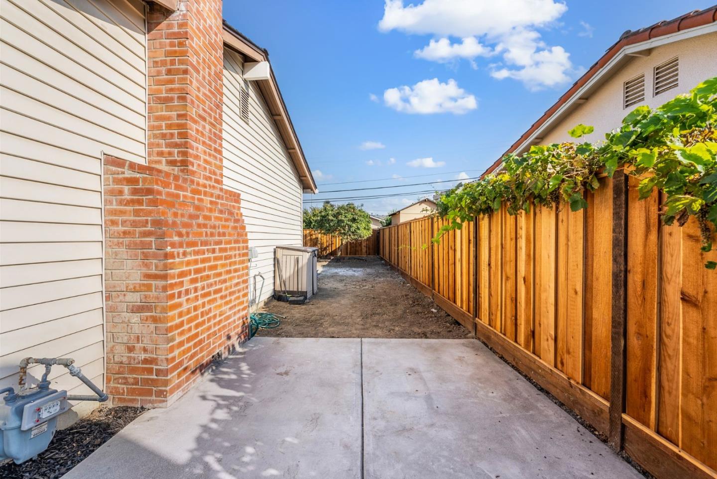 254 Uvas Street Milpitas, CA 95035 - Photo 41 of 48 a view of a patio with a patio