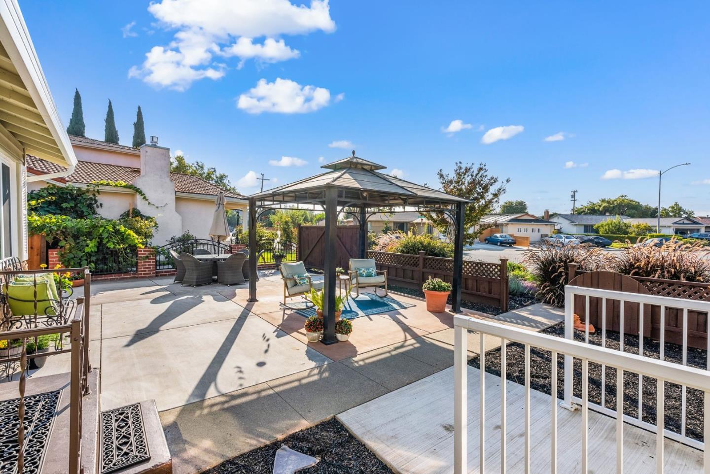 254 Uvas Street Milpitas, CA 95035 - Photo 7 of 48 a view of a chairs and tables in patio