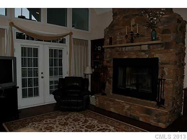 1047 Falls Road Rock Hill, SC 29730 - Photo 4 of 16 Gallery Image 4