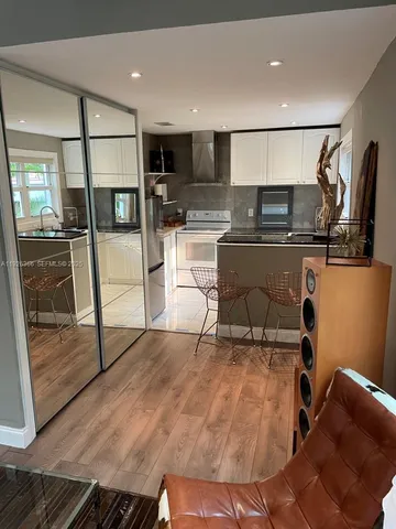 $2,200 | 2654 Southwest 25th Terrace, Miami, FL 33133