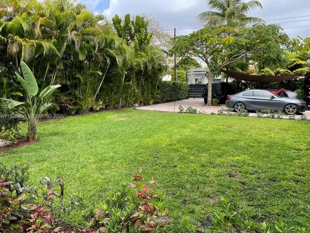 $2,200 | 2654 Southwest 25th Terrace, Miami, FL 33133