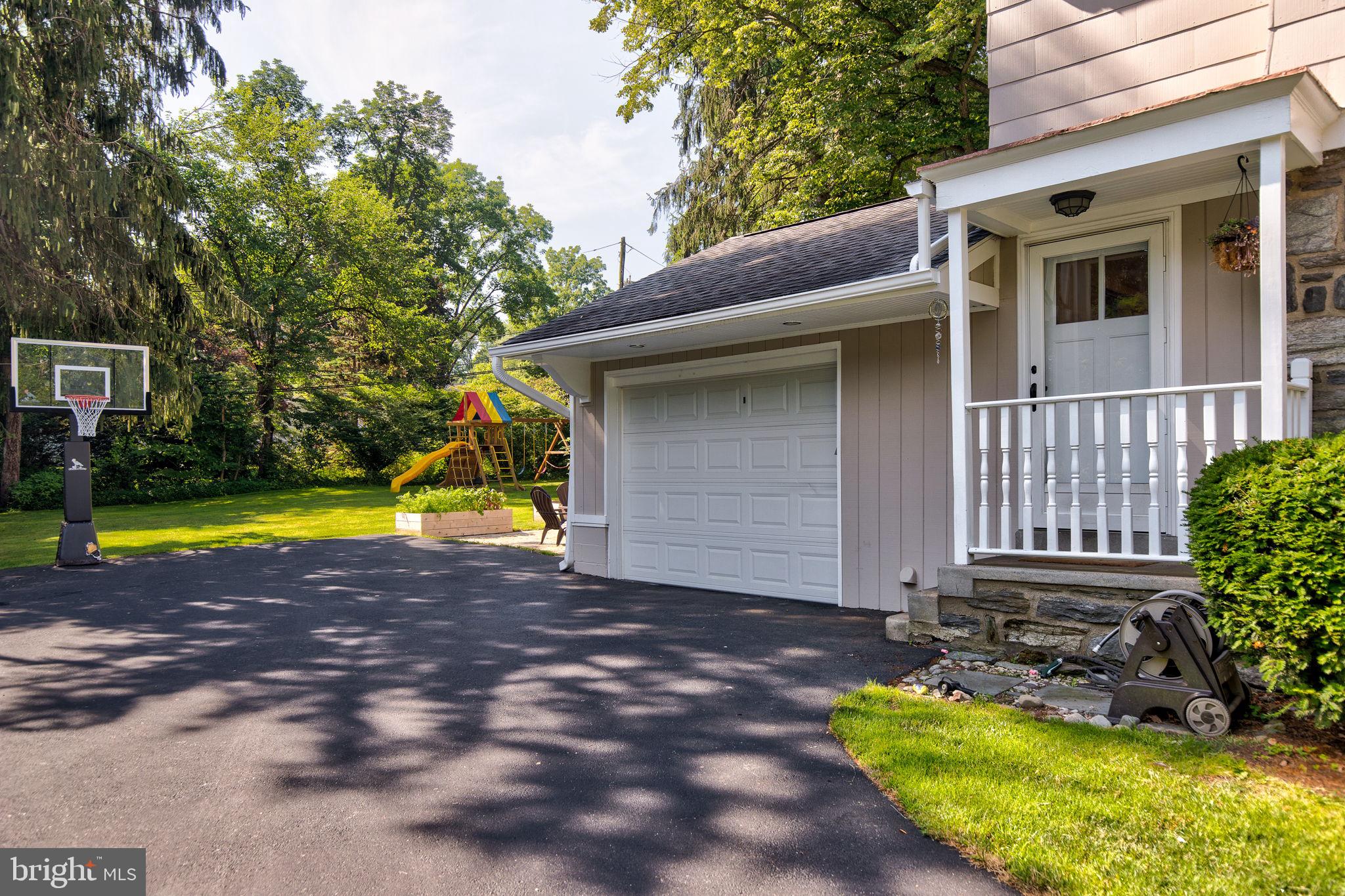 20 Brookside Road Wallingford, PA 19086 - Photo 33 of 41