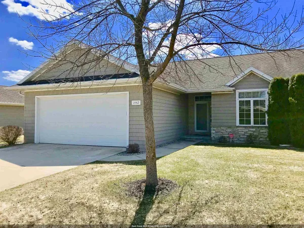$349,900 | 1442 Rushmore Circle, De Pere, WI 54115