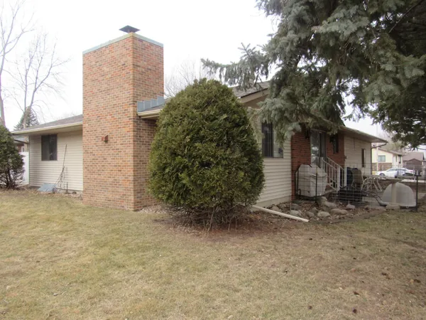 $319,000 | 1903 Willow Avenue, Worthington, MN 56187