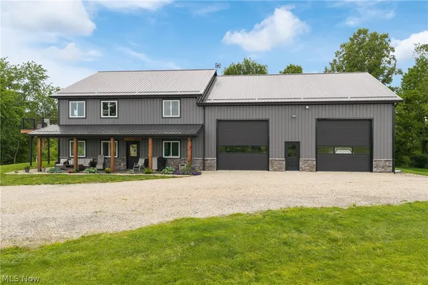 $1 | 85444 Sproul Road Southeast, Uhrichsville, OH 44683