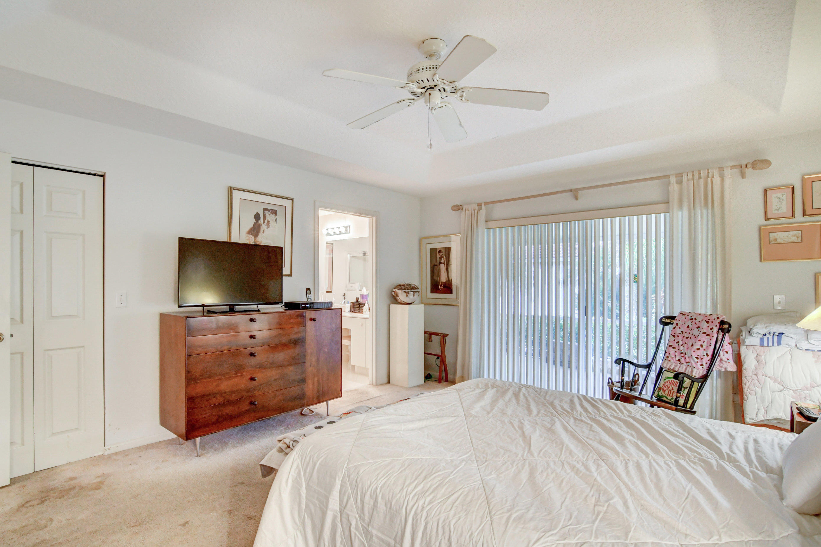 134 East Lee Road Delray Beach, FL 33445 - Photo 29 of 47 Primary Bedroom