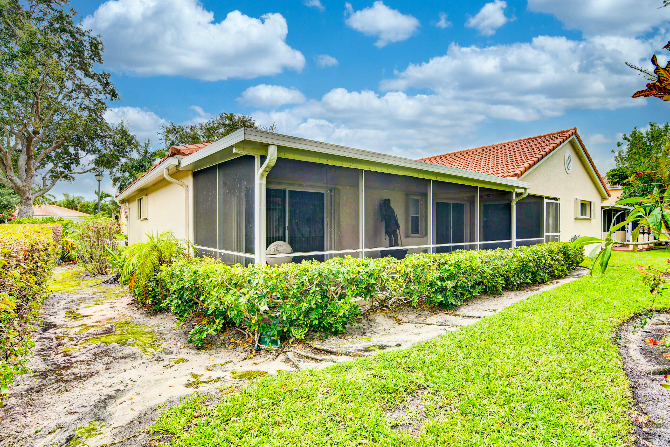 134 East Lee Road Delray Beach, FL 33445 - Photo 42 of 47 Rear View